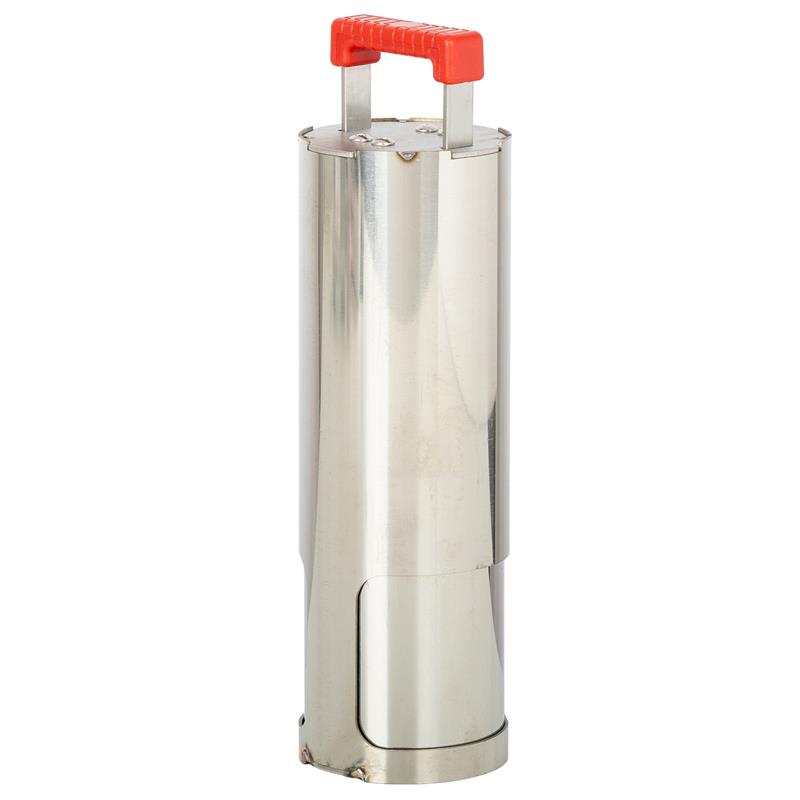 Großansicht der Bildergalerie Die VOSS.garden VoleEX Premium ist eine zylindrische Wühlmausfalle aus rostfreiem Stahl mit rotem Griff an der Oberseite, die für eine effektive Wühlmausbekämpfung konzipiert ist.